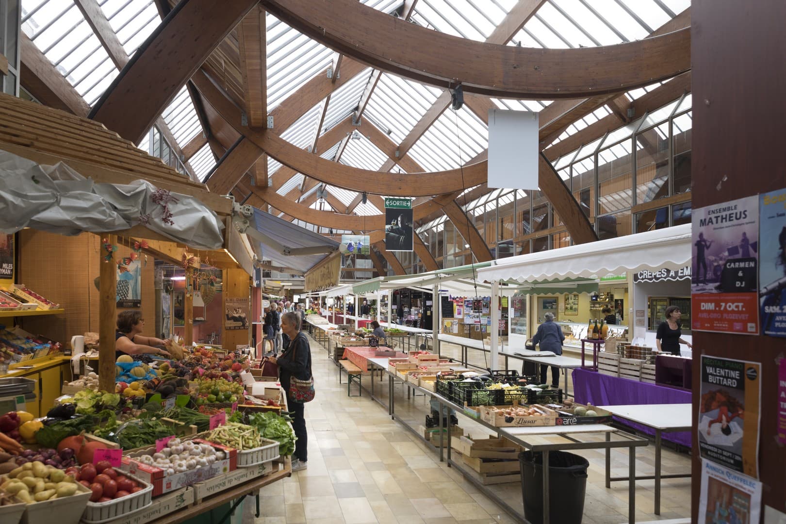 Vue intérieure des Halles Saint-François