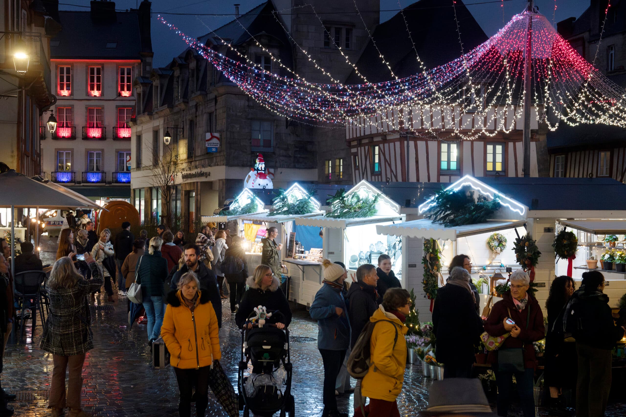 Image de mise en avant pour Quimper prépare son Village de Noël : appel à candidature pour les exposants